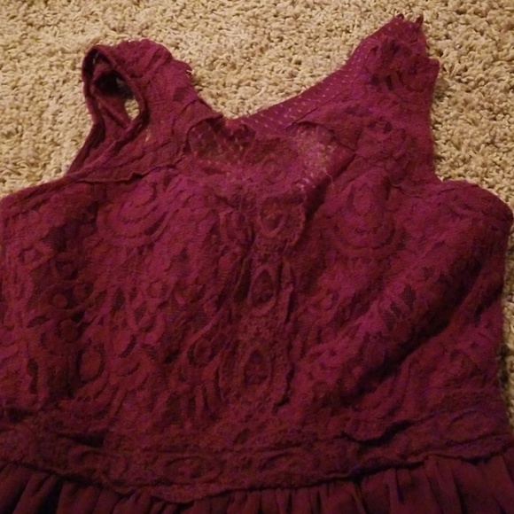 Dress - Picture 2 of 3